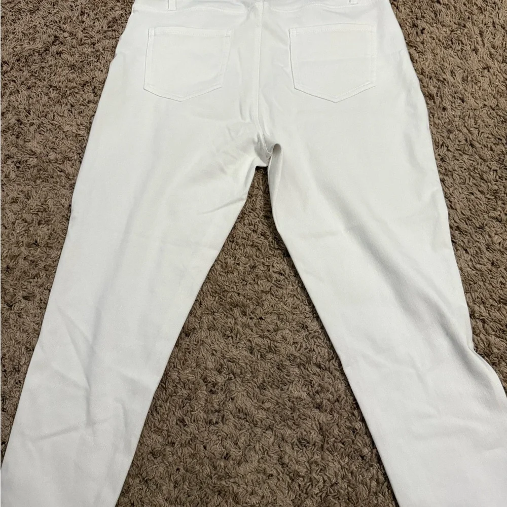 Faded Glory Classic White Pants - Picture 3 of 3